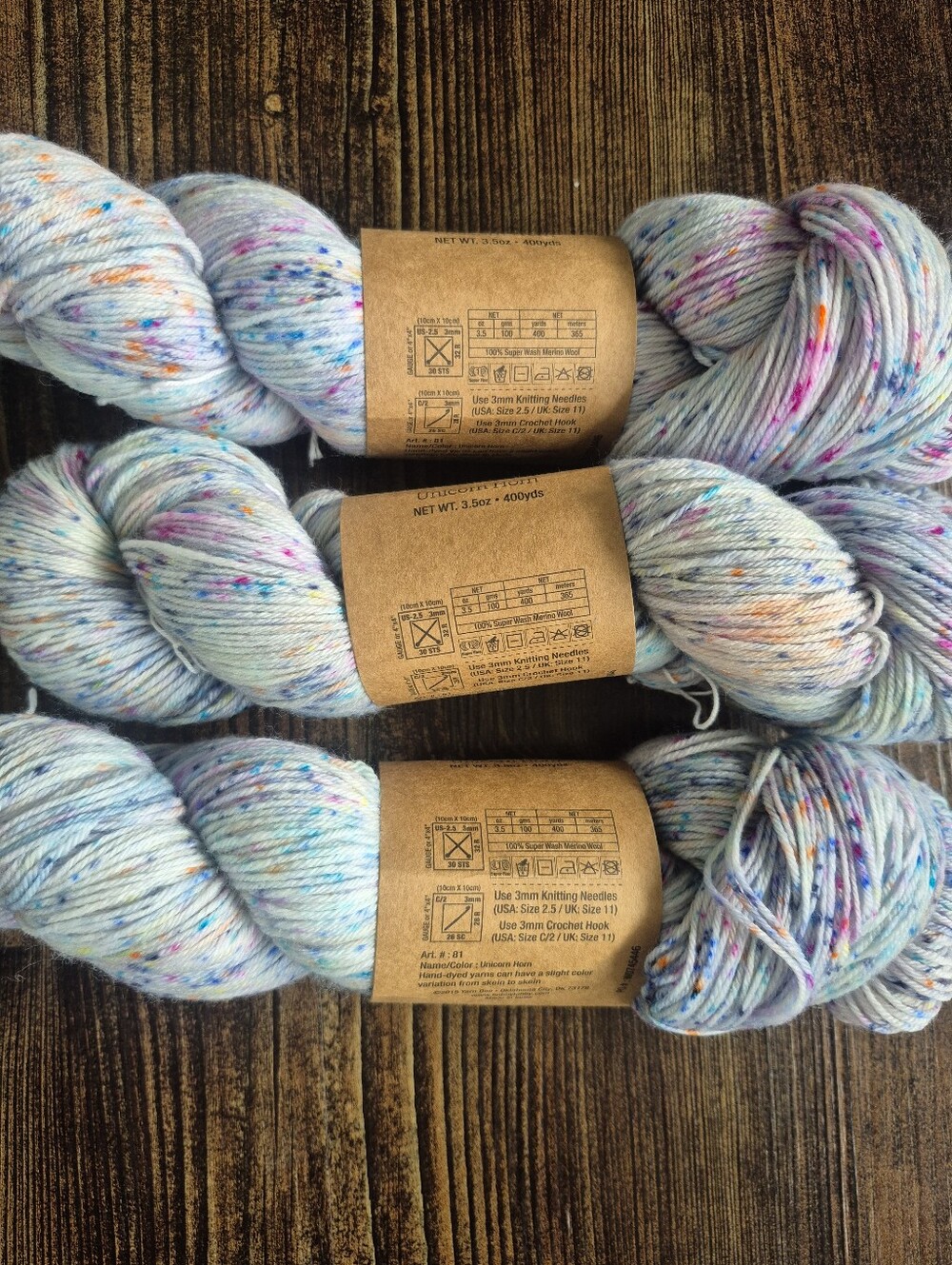 Yarn Bee 100% Super Wash Merino Wool Hand Dyed Unicorn Horn Bundle - Picture 2 of 2